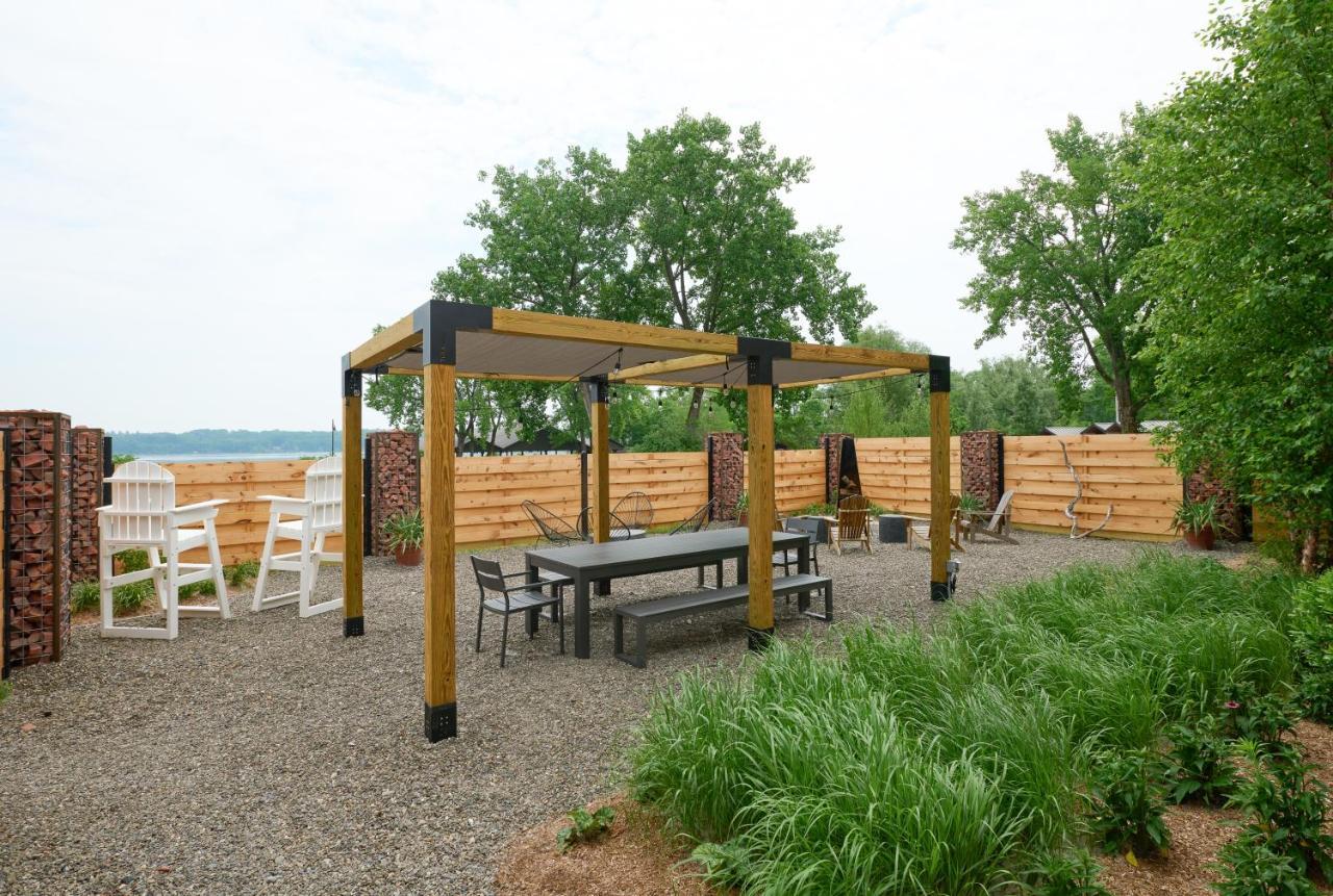 Hutton Brickyards Riverfront Hotel & Venue Kingston Dış mekan fotoğraf